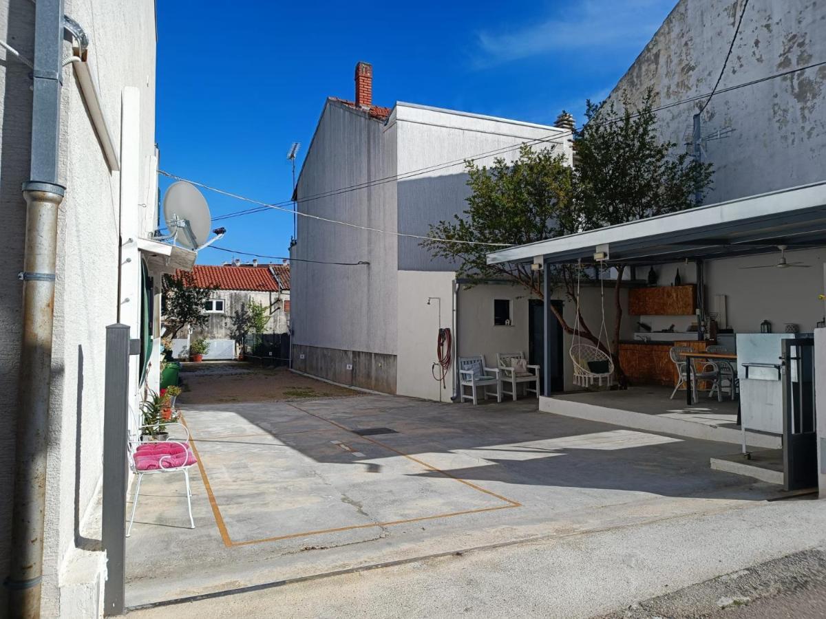 Apartments Vrime Biograd Na Moru Exterior photo